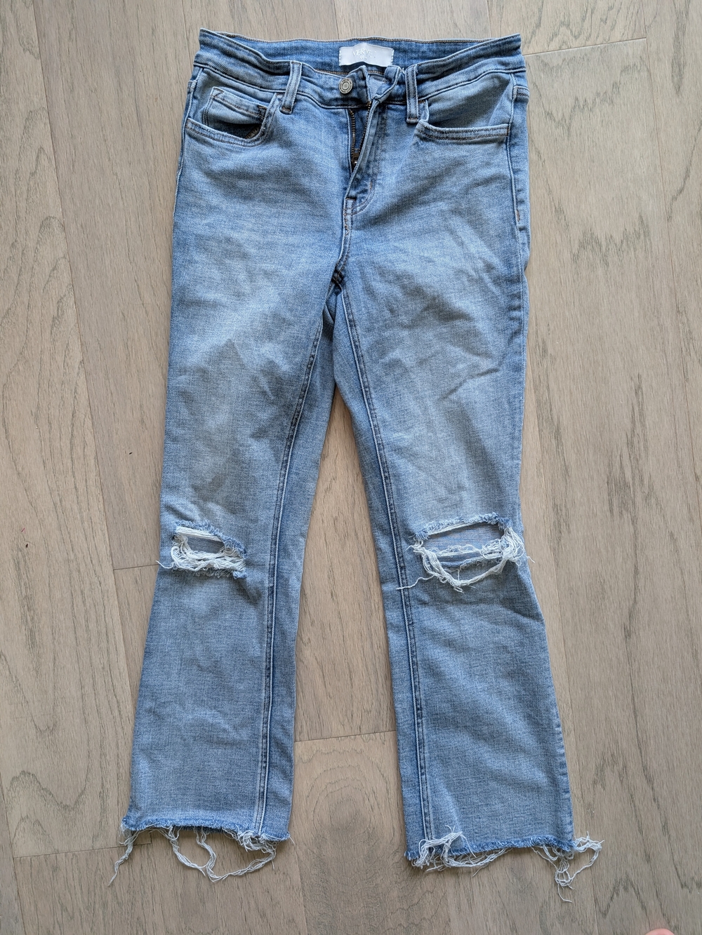 VERVET BY FLYING MONKEY Light Wash Distressed Cropped Jeans